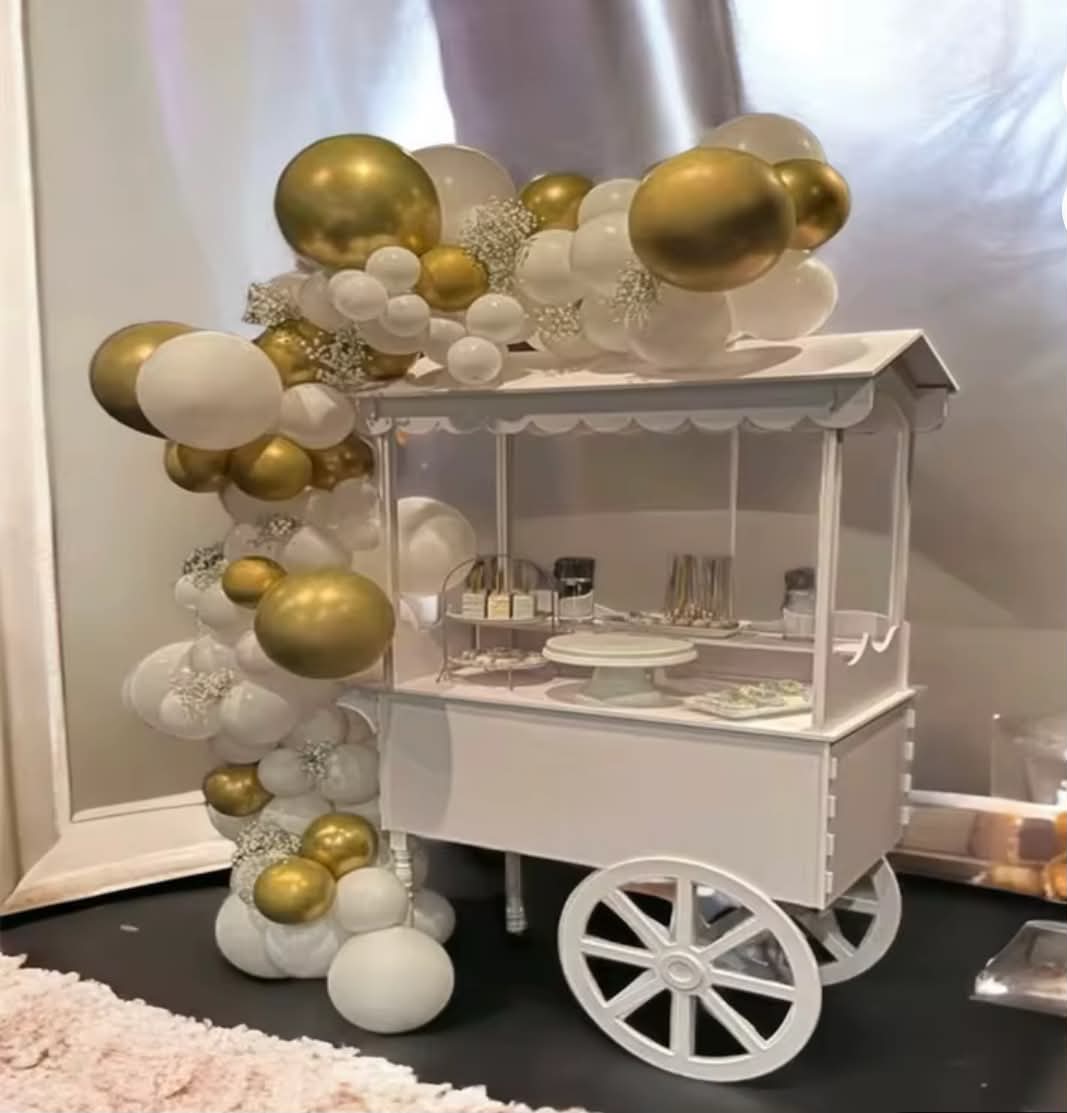 Standing Dessert Stand